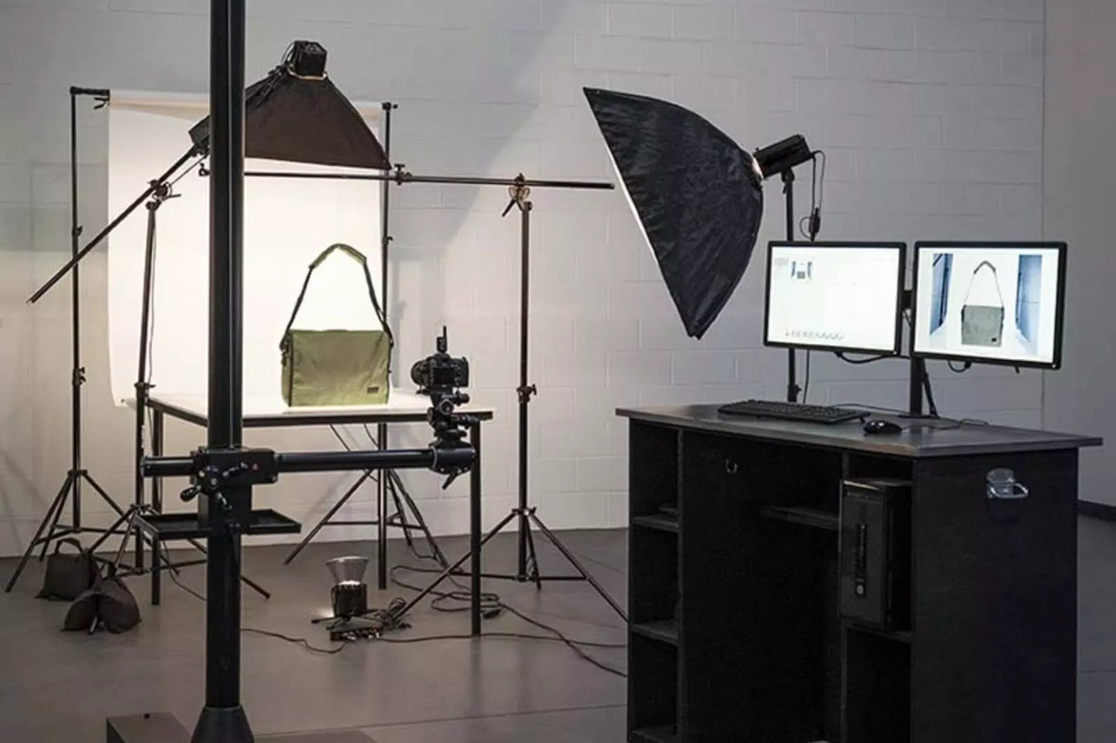 How to Get a Pure White Background in Product Photography?